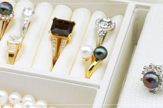 Here Are The Top 7 Reasons To Wear Beautiful Estate Jewelry