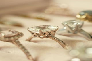 What are the different types of engagement rings?