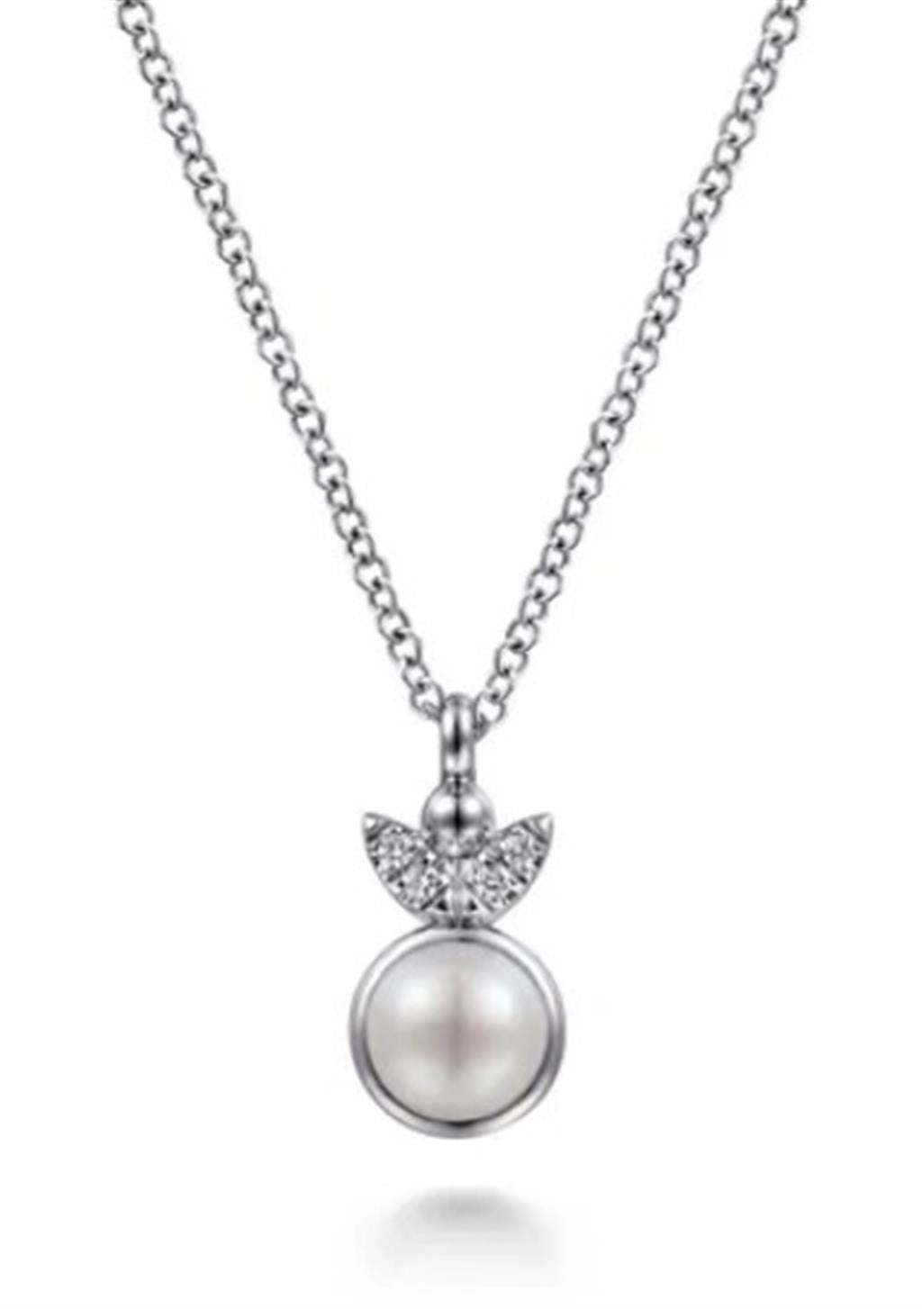 Lady's Sterling Silver Diamond Bujukan Pearl Pendant Silver Necklaces