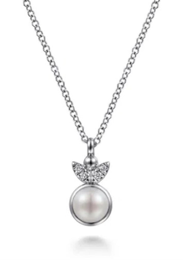 Lady's Sterling Silver Diamond Bujukan Pearl Pendant Silver Necklaces