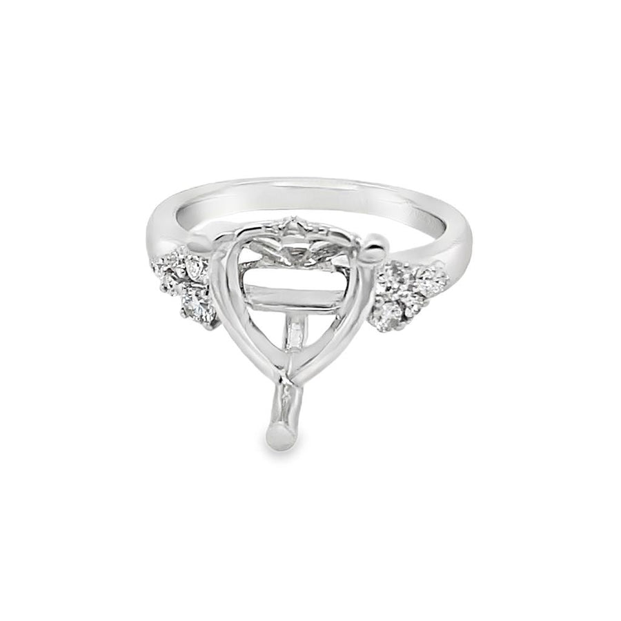 Lady's White 18 Karat Heart Center Ring Size 6.5 With 10 = 0.27TW Roun