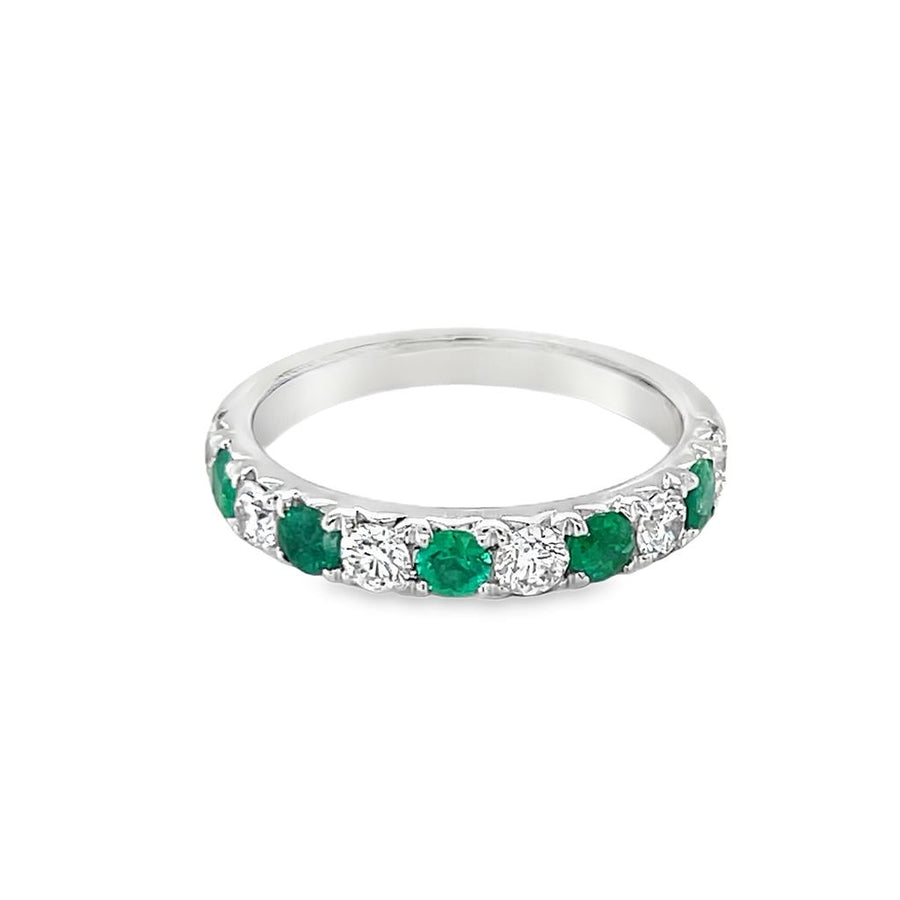 F/G Diamonds 18 Karat White Fashion Ring