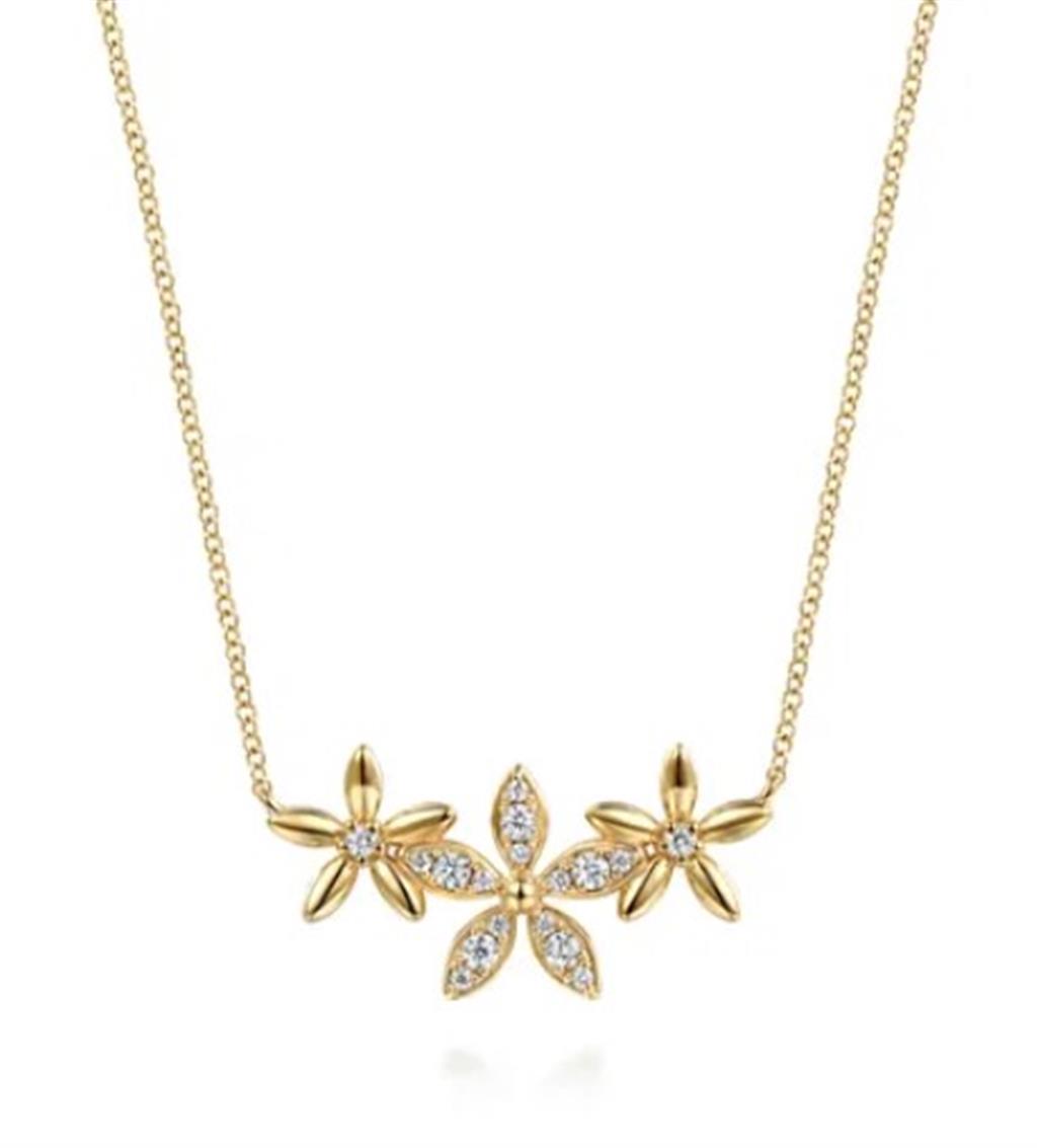 Lady's White 14 Karat Flower Bar Necklace Length 17.5 17 = 0.26tw Roun