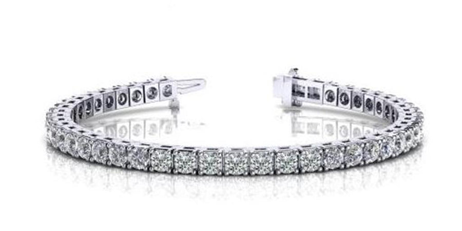 Lady's White 14 Karat Tennis Bracelet Bracelet Length 7 With 81 = 2.99