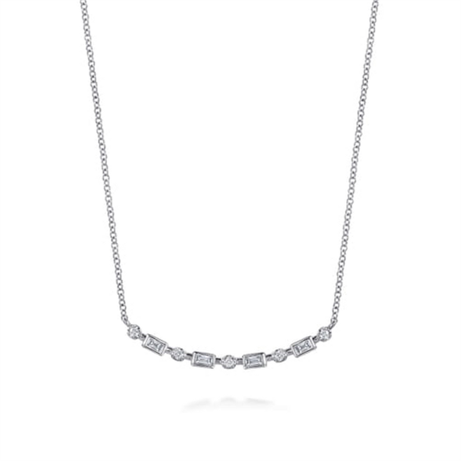 Lady's White 14 Karat Alternating Bezel And Prong Set Diamond Stationa