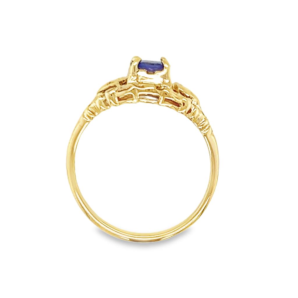 Yellow 14 Karat Tanzanite Solitaire Ring Estate Jewelry Size 6 one 4.80x4.80mm Round Tanzanite Gram Weight: 1.83