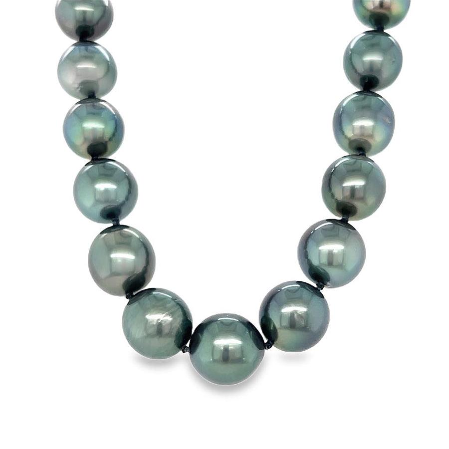 Lady's White 14 Karat Graduated Pearl Strand Strand Length 18 41 = 8.0