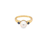 Lady's Yellow 14 Karat 3-Stone Ring Size 7 With One = 7.00X7.00Mm Cult
