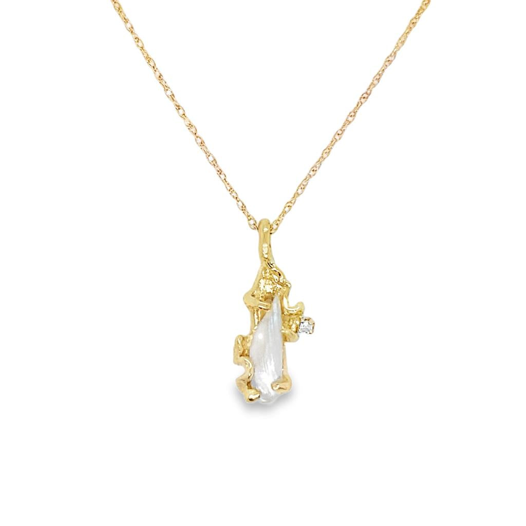 Yellow 14 Karat Tennessee Pearl Necklace