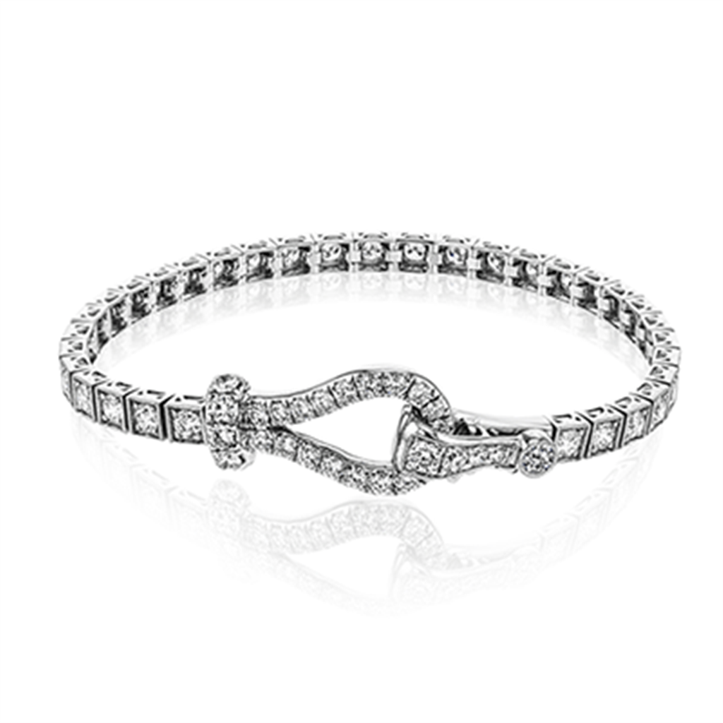 Lady's White 18 Karat Buckle Bracelet