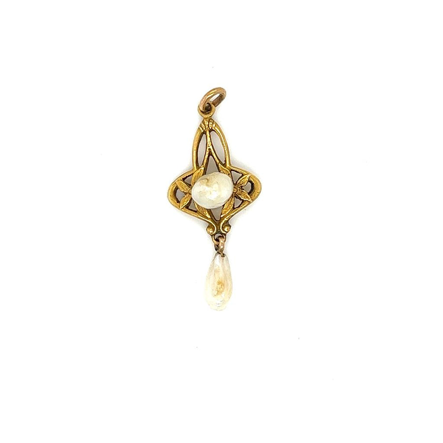 Yellow 10 Karat pearl lavalier pendant