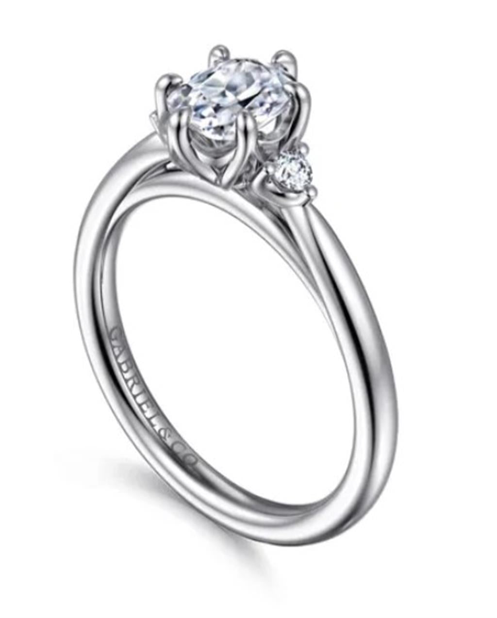 Lady's White 14 Karat 3 Stone 6 Prong Ring Size 6.5 2 = 0.08tw Round G