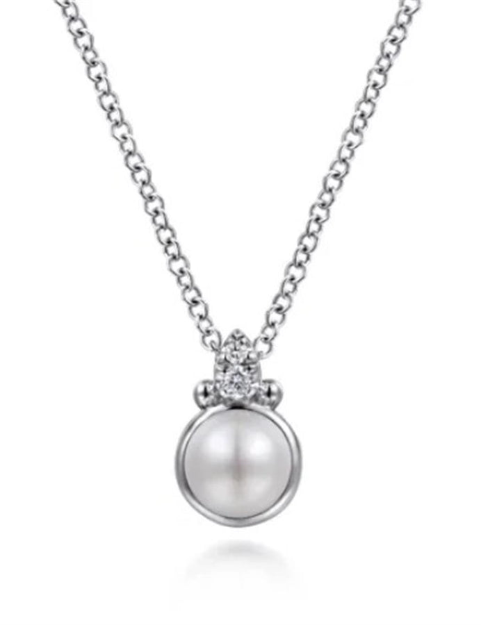 Lady's Sterling Silver Diamond Bujukan Pearl Pendant Silver Necklaces