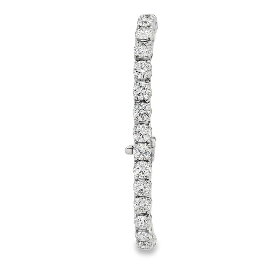 Lady's White 18 Karat Tennis Bracelet Length 7 With 33 = 16.85TWT Roun