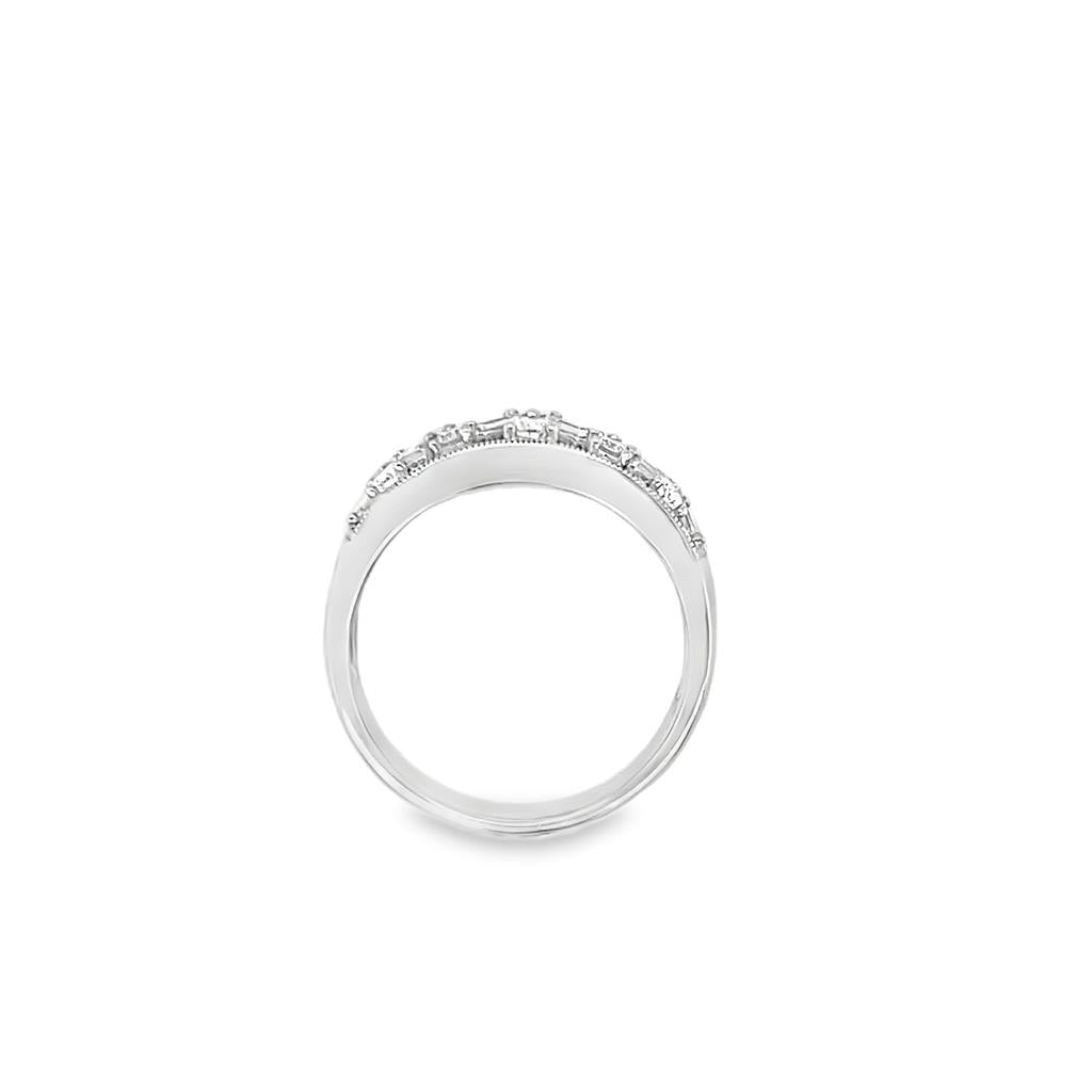 Lady's White 18 Karat Cluster Band Wedding/Anniversary Ring Size 6.5 6