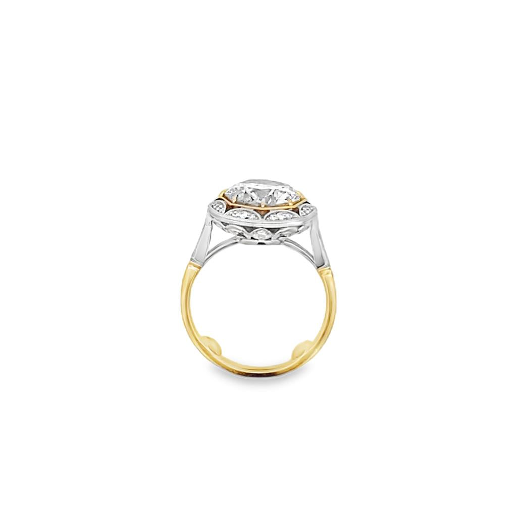Estate Vintage Style Two-Tone Round Diamond Engagement Ring