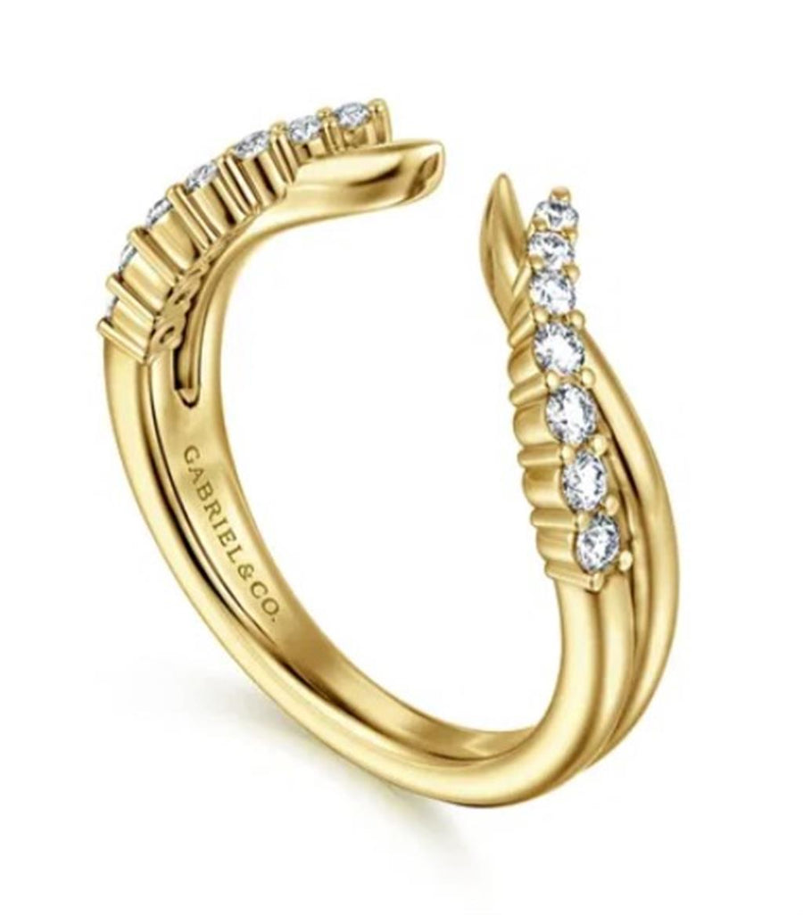 Lady's Yellow 14 Karat Curved Open Wedding/Anniversary Ring Size 6.5 1