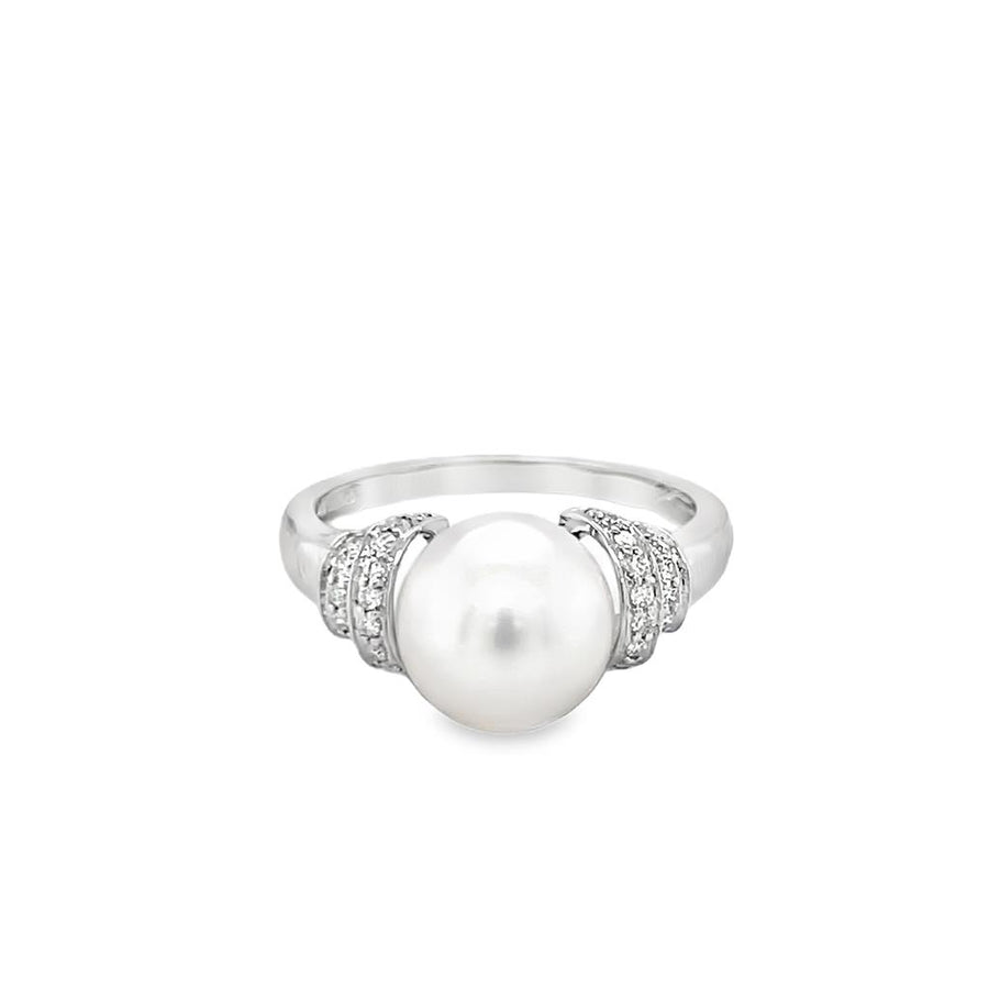 Lady's White 14 Karat Akoya Ring Size 7 one = 9.00x9.50mm Round Pearl