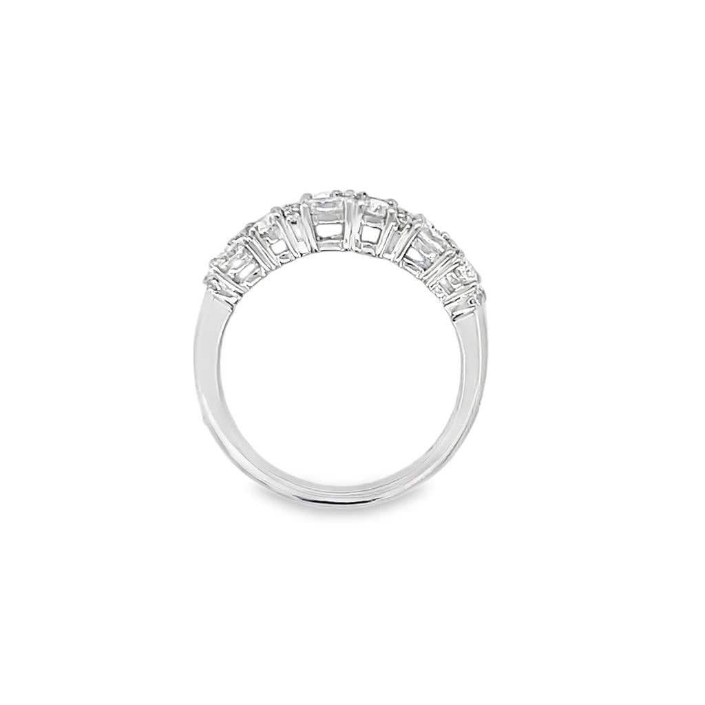 Lady's White 18 Karat Cluster Band Wedding/Anniversary Ring Size 6.5 1