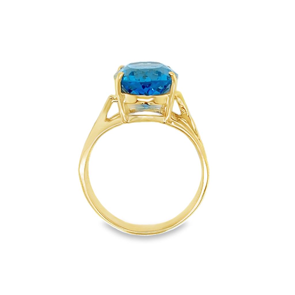 Estate Yellow 14 Karat Blue Topaz Graduated Ring