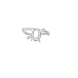Lady's White 18 Karat Ribbon Ring 1-9X7mm Oval Center Ring Size 6.5 Wi