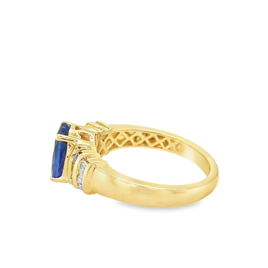 Yellow 14 Karat Tanzanite Diamond Ring Estate Jewelry Size 8.5 one = 2