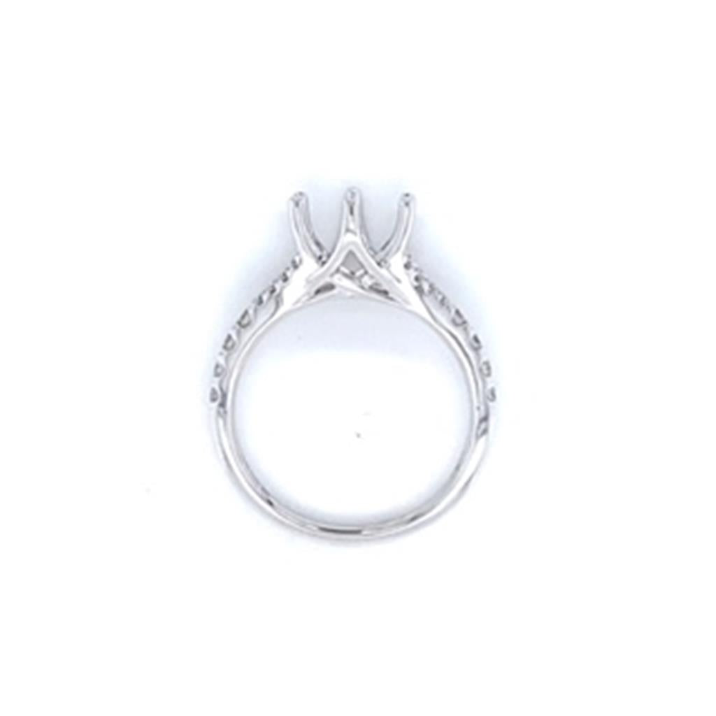 Lady's White 18 Karat Split Shank 6 Prong Ring