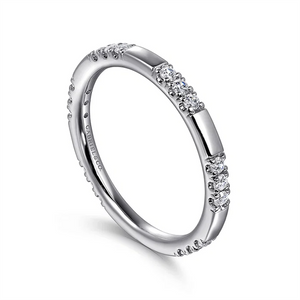 Diamond Wedding/Anniversary Ring