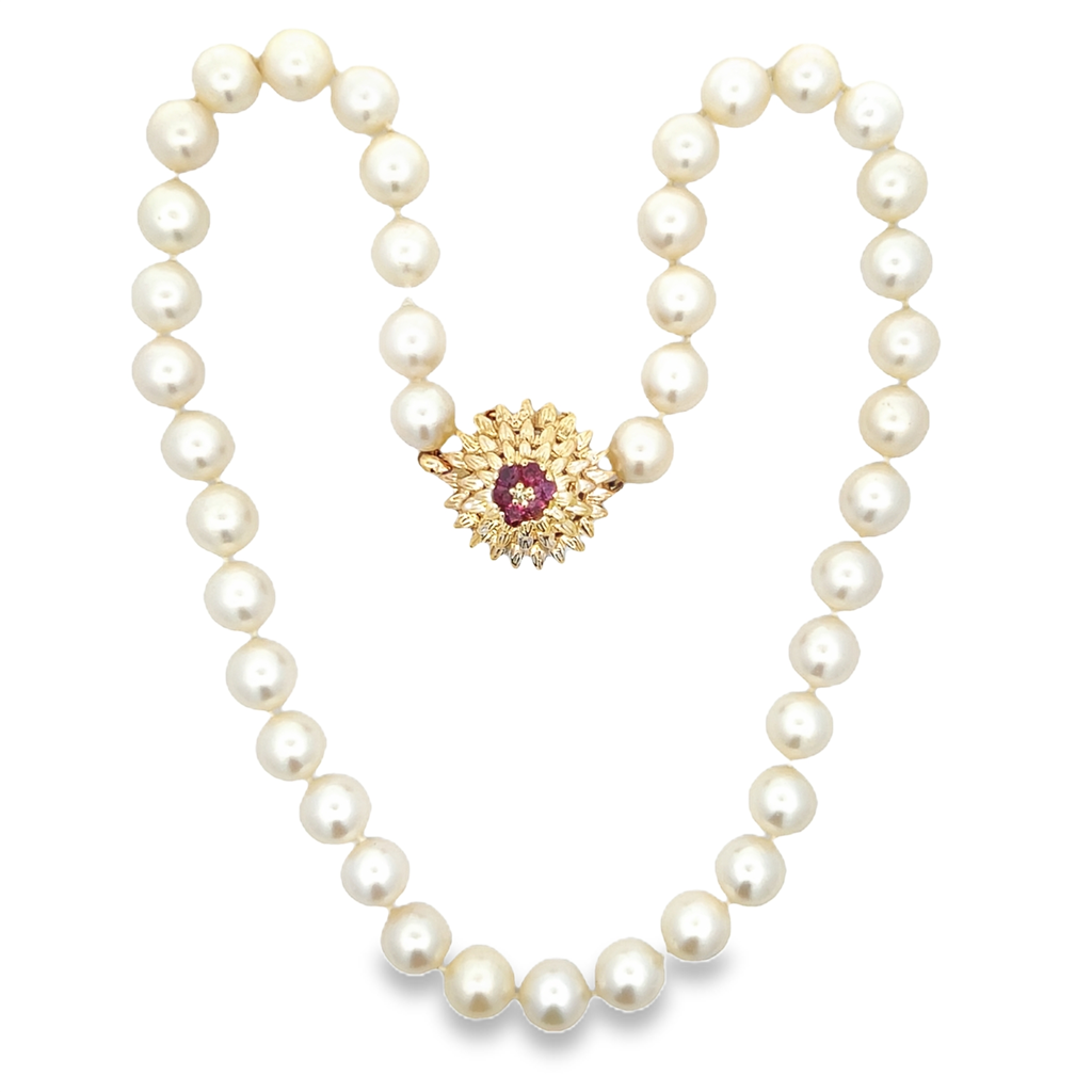 Akoys Pearl Strand w/ Ruby Clasp