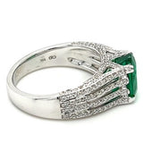Emerald 18 Karat White Fashion Ring