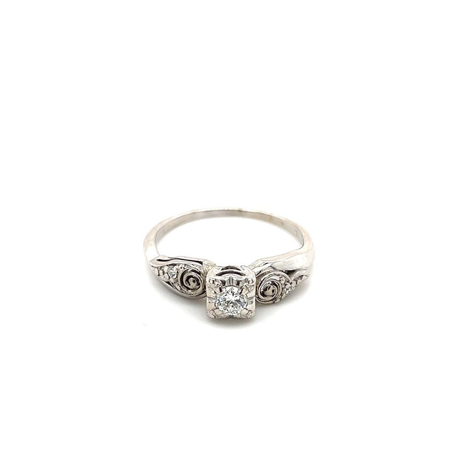 White 18 Karat Antique Diamond Engagement Ring
