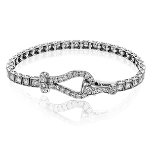 Lady's White 18 Karat Buckle Bracelet