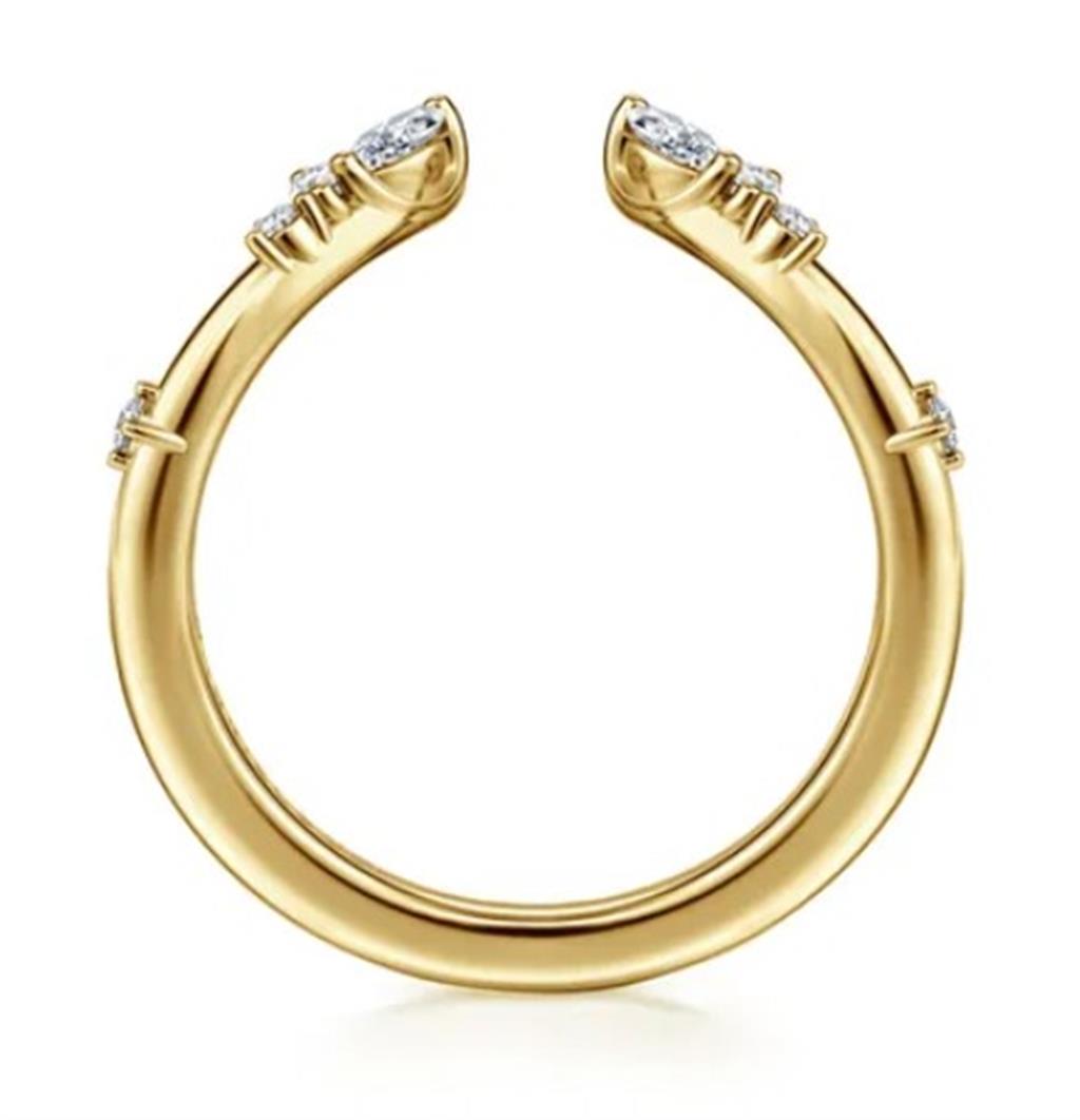 Lady's Yellow 14 Karat Curved Open Wedding/Anniversary Ring Size 6.5 8