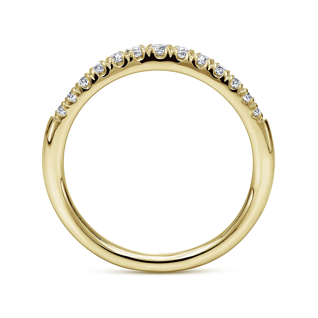 Gabriel & Co Curved Graduated Diamond Wedding Band
