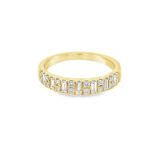 Nelson Lady's Yellow 18 Karat Diamond Alternating Fishtail Wedding/Anniversary Ring