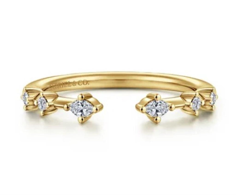Lady's Yellow 14 Karat Station Open Wedding/Anniversary Ring Size 6.5