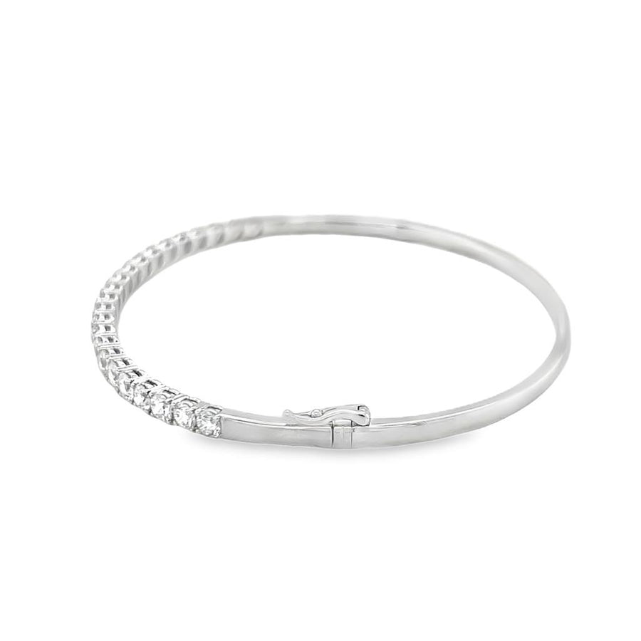 Lady's White 18 Karat Hinged Tennis Bangle Bracelet Length 7 23 = 2.33