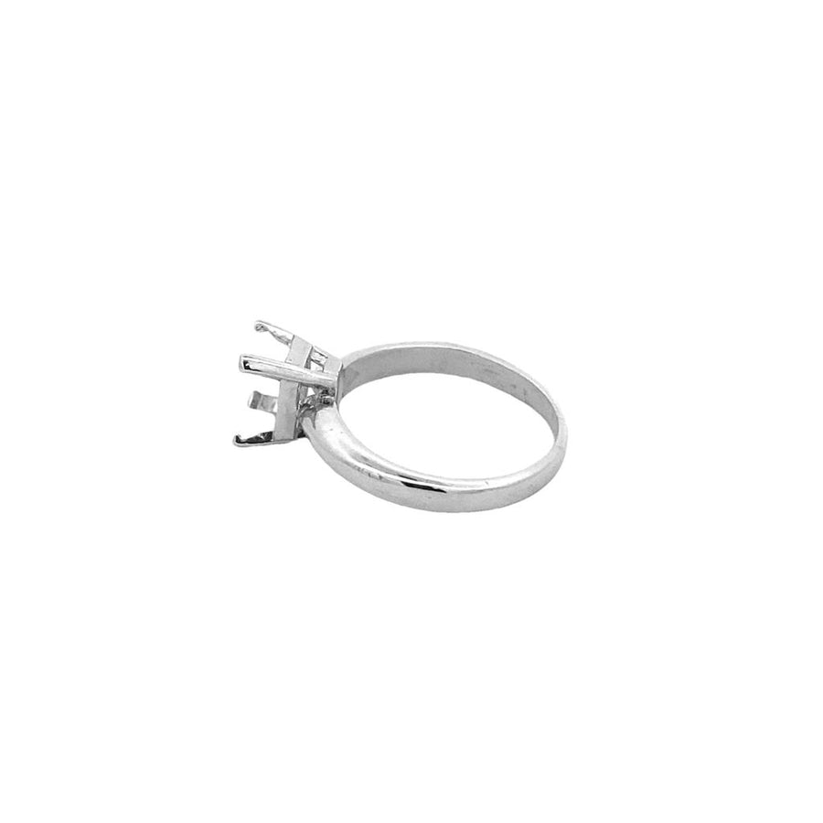 White Platinum Emerald Cut Solitaire Mounting